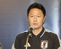 メンバー発表会見で話すＵー２１日本代表・大岩剛監督（撮影・西岡正）