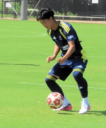 天皇杯２回戦福島戦に向けて調整した横浜ＭのＭＦ三井寺真