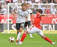 高橋みなみ 生放送中「見とれてしまった」サッカー日本代表