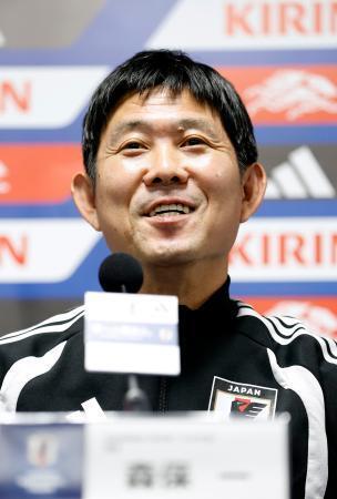 　ベネズエラ戦を前に記者会見する森保監督＝２７日、エディオンピースウイング広島