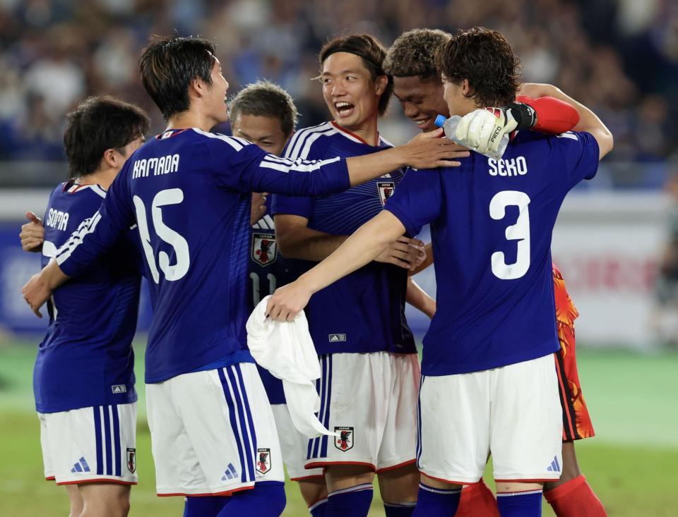 「ビックリ」「すごい」サッカー日本代表戦に超大物俳優が姿 竹内 ...
