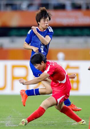 日本－北朝鮮　前半、先制ゴールを決める上野