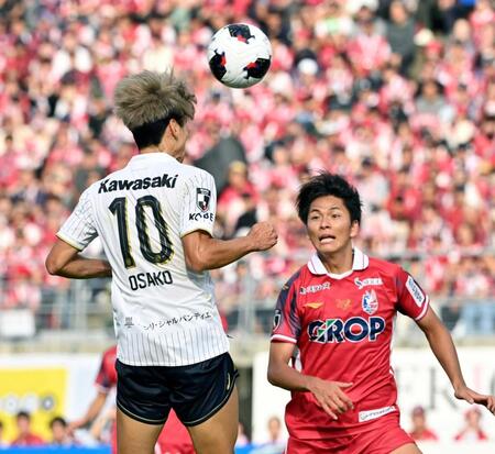 　後半１１分、２点目のゴールを決める大迫