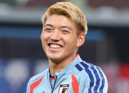 堂安律