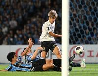 後半、ゴールを決める神戸・大迫勇也（撮影・堀内翔）