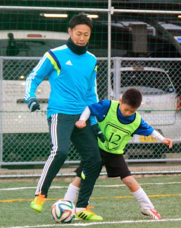 　小学生のフットサル大会に登場したニュルンベルクの清武