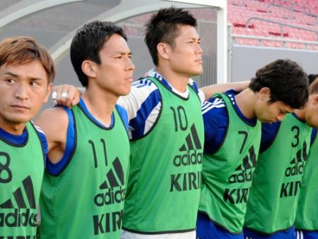 長谷部ザンビア戦欠場 ぶっつけ復帰も 日本代表バックナンバー サッカー デイリースポーツ Online