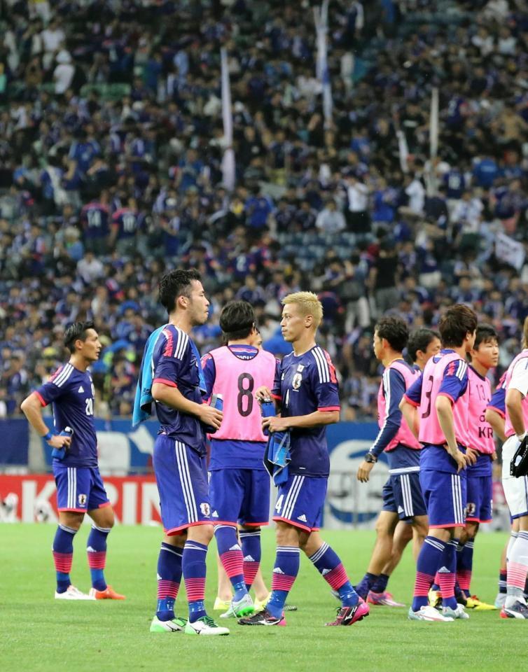 ハリルｊ ピッチ上で緊急ミーティング 日本代表バックナンバー サッカー デイリースポーツ Online