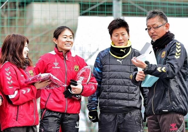 澤さん女子サッカーの五輪出場を厳命