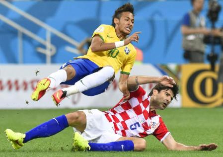 ネイマール 想像以上 ｗ杯初陣で２発 ブラジルｗ杯 デイリースポーツオンライン