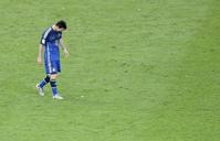 　ドイツ‐アルゼンチン　延長後半終了間際にＦＫを外し、うつむくアルゼンチンのメッシ（共同）