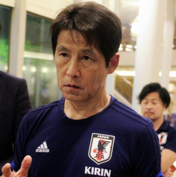 　サッカー日本代表の今後のスケジュール指針などについて語る西野朗監督