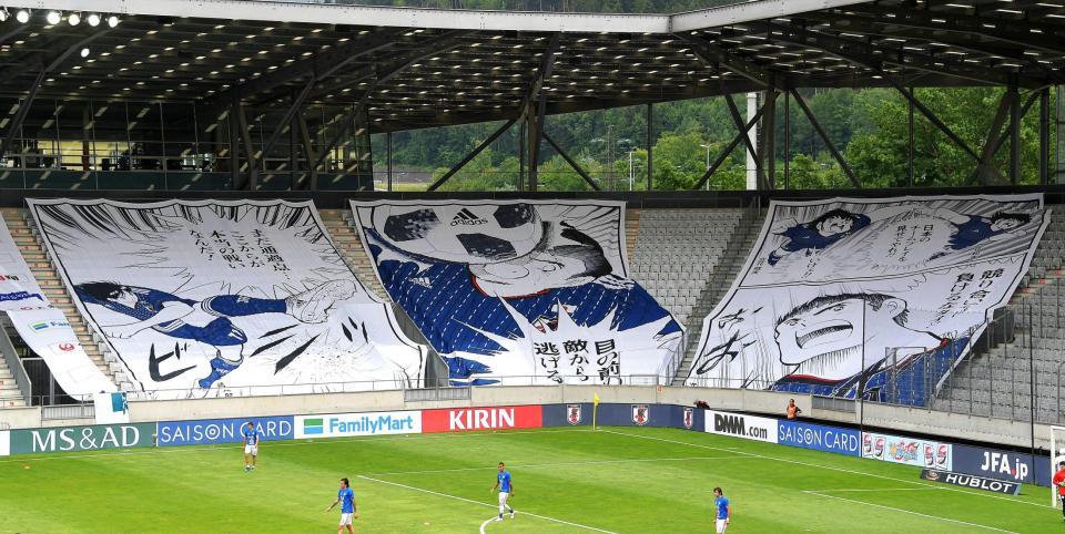 スタンドに キャプテン翼 西野ジャパンに 優勝はおれたちの夢なんだ サッカーｗ杯ニュース サッカーｗ杯 デイリースポーツ Online