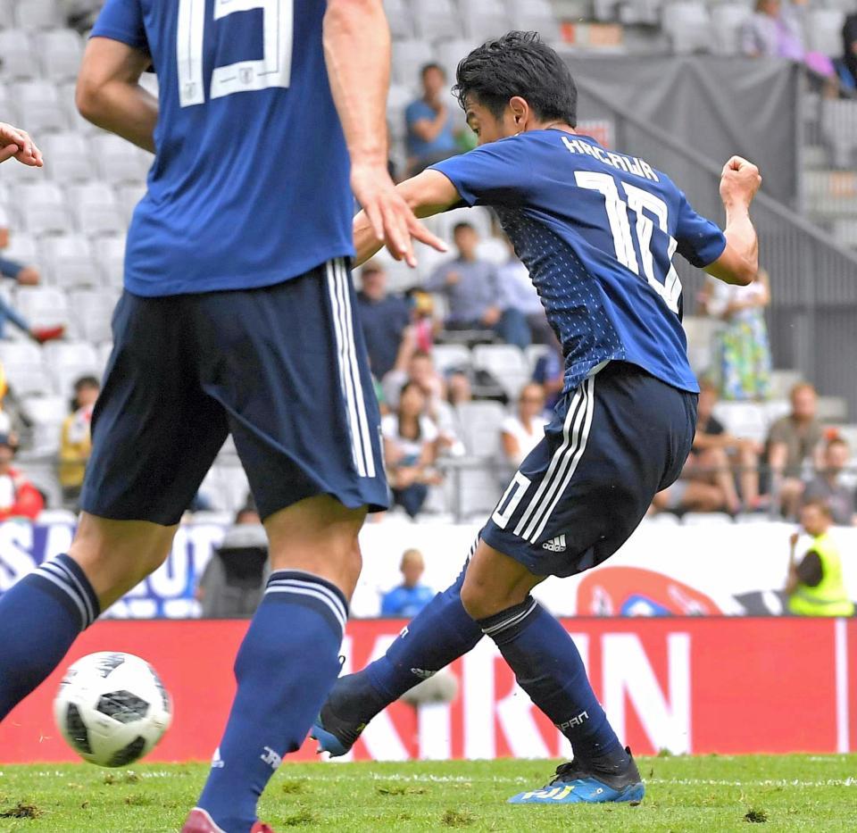 香川１ゴール１アシスト 非常に自信になった トップ下で乾と好連携 サッカーｗ杯ニュース サッカーｗ杯 デイリースポーツ Online