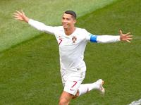 ポルトガル－モロッコ　前半、先制ゴールを決め、喜ぶポルトガルのロナウド＝モスクワ（共同）