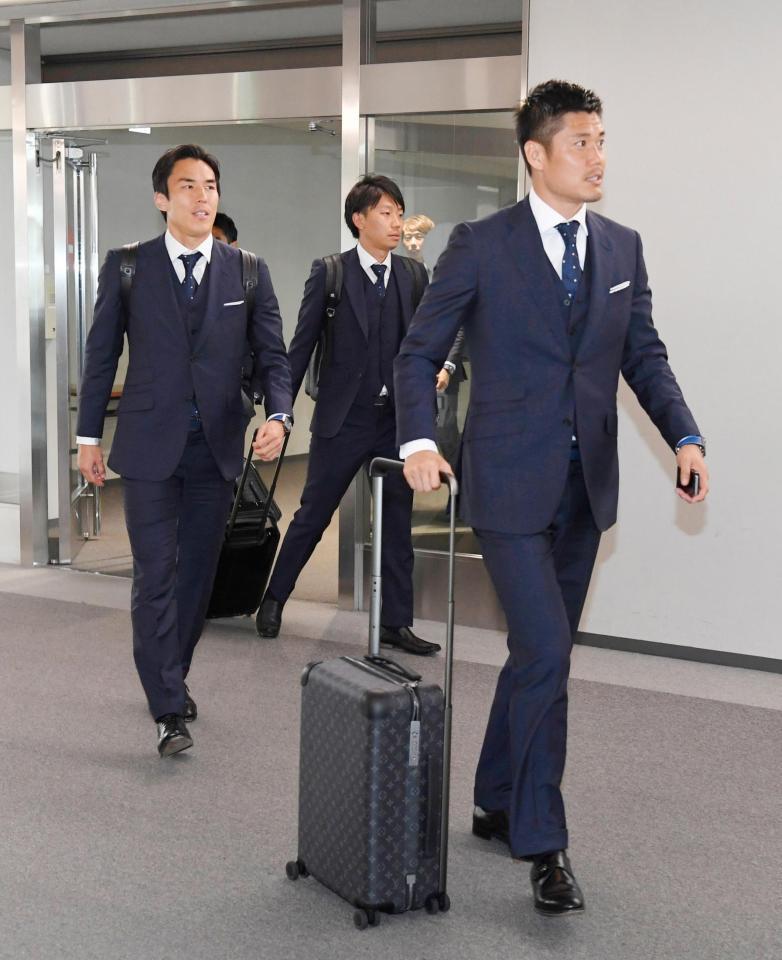 サッカー日本代表が成田空港に到着 サッカーｗ杯ニュース サッカーｗ杯 デイリースポーツ Online