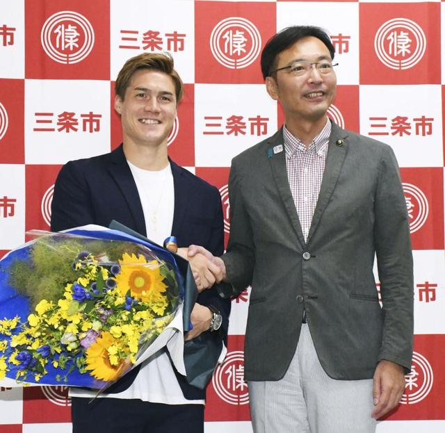 酒井高「若い選手に席渡したい」　今後は所属クラブでのプレーに集中