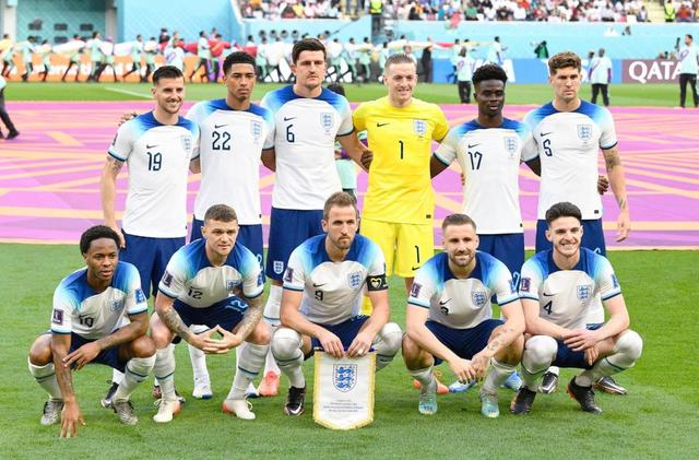 プレミアリーグ キャプテンマーク OneLove 2022年サッカーW杯】 多様性