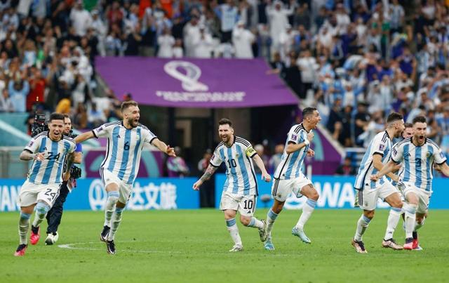メッシ アルゼンチン W杯決勝 ツースター マッチデイ 新品未使用タグ付き メッシ アルゼンチン W杯決勝 ツースター マッチデイ 新品未使用