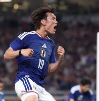 後半、先制シュートを決めた小川航基（撮影・中田匡峻）