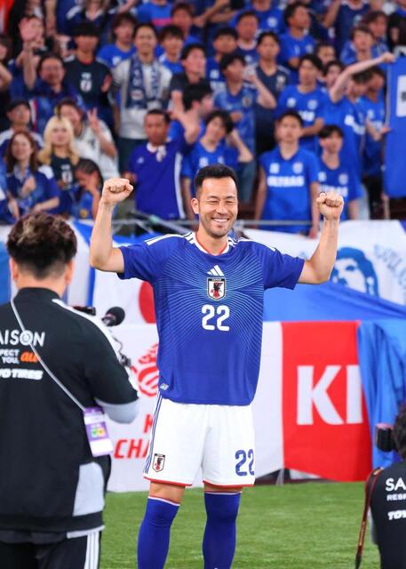 吉田麻也　交代時の異例の花道に感慨