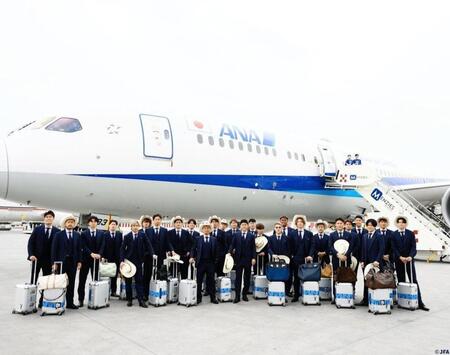サッカー日本代表の公式Ｘ（＠ｊｆａ＿ｓａｍｕｒａｉｂｌｕｅ）より 