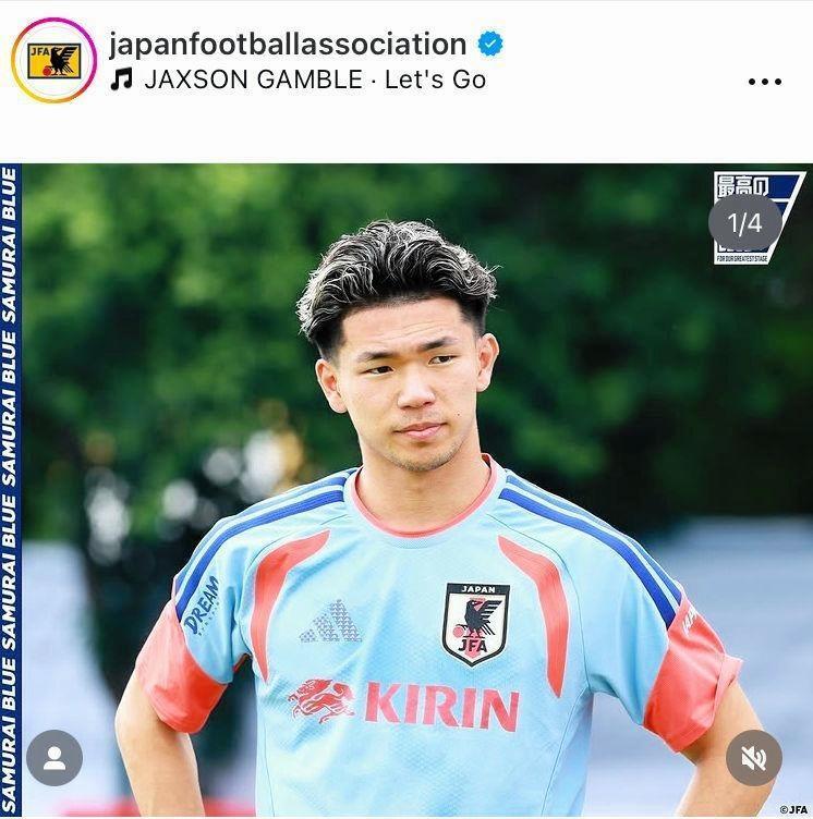 イメチェンした塩貝。日本サッカー協会の公式インスタグラム＠ｊａｐａｎｆｏｏｔｂａｌｌａｓｓｏｃｉａｔｉｏｎより 