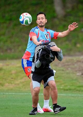 　事前合宿で調整する吉田