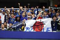初戦のオランダ戦前に盛り上がる日本サポーター