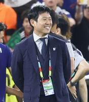 チュニジアに勝利し、笑顔を見せる森保監督