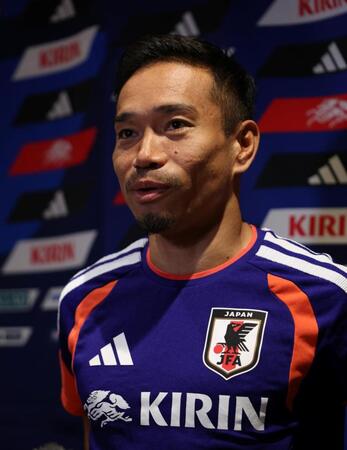 取材を受ける長友佑都