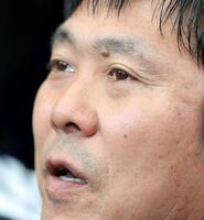 国歌斉唱で目頭に涙をためる森保一監督＝ヒューストンスタジアム（撮影・中田匡峻）
