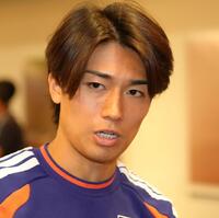 取材を受ける日本代表・中村敬斗