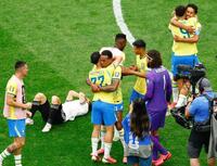 日本に勝利し喜ぶブラジルの選手たち＝ヒューストン（共同）