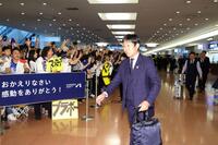 サッカーＷ杯から帰国した森保監督（撮影・西岡正）