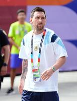カボベルデ戦に臨むアルゼンチンのメッシ＝マイアミ（共同）