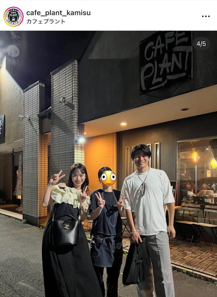２５年６月にＣＡＦＥ　ＰＬＡＮＴを訪れた上田綺世。ＣＡＦＥ　ＰＬＡＮＴ公式インスタグラム（ｃａｆｅ＿ｐｌａｎｔ＿ｋａｍｉｓｕ）より（６月２５日付）