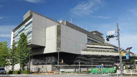 　建物が完成したＮＨＫ放送センターの情報棟