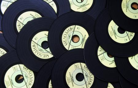 　ロシアの老舗レコードレーベル「メロディア」のレコード＝２０１２年７月、モスクワ（タス＝共同）