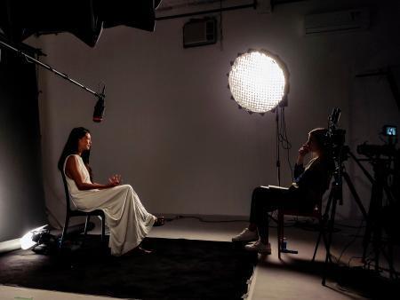 　映画「母性って便利な言葉ですね。」の一場面（Ｃ）２０２４　Ｂａｎａｎｅｉｒａ　Ｆｉｌｍｅｓ