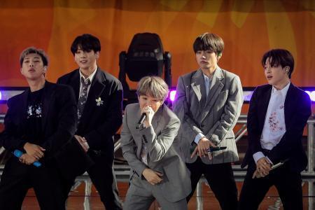 　米ニューヨークでテレビに出演するＢＴＳ＝２０１９年５月（ロイター＝共同）
