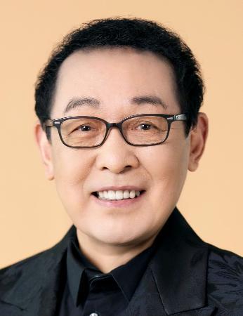 　福岡国際音楽大の客員教授に就任するさだまさしさん