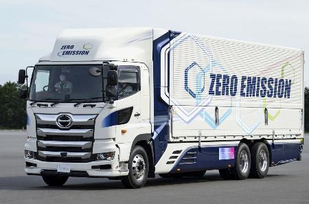 　トヨタ自動車の燃料電池システムを搭載した大型トラック（同社提供）