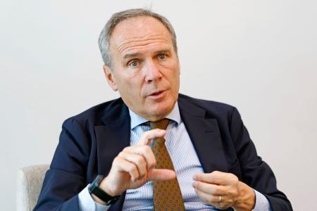 　インタビューに答えるイタルガスのパオロ・ガッロＣＥＯ