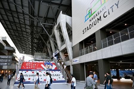 　長崎市の複合施設「長崎スタジアムシティ」＝８日、長崎市