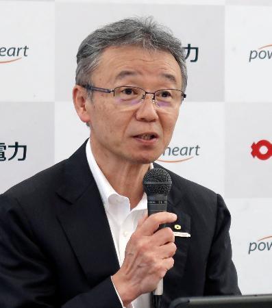 　記者会見する関西電力の森望社長＝２９日午後、大阪市