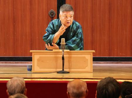 特攻拒んだ指揮官落語に　「命の尊厳知って」