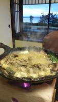 琵琶湖（奥）をはじめ、地元の食材を丸ごと鍋でいただく－郷土料理「じゅんじゅん」