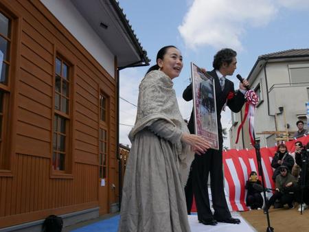 地元トークで会場を盛り上げた加藤雅也（奥）と河瀬直美監督