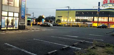 アポ電強盗事件で、近藤良太容疑者が逮捕された神奈川県厚木市内の駐車場（撮影・小川泰平）